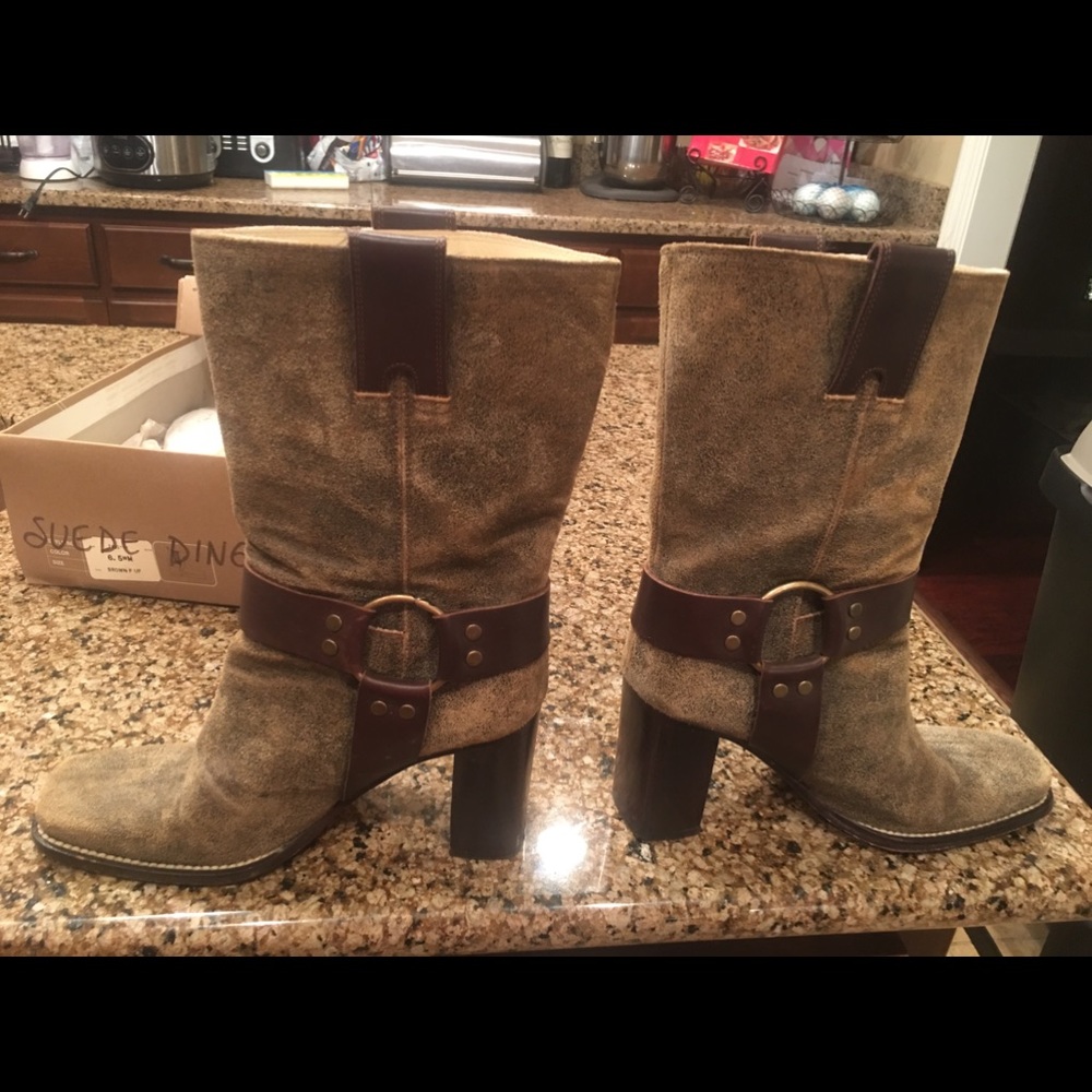 Suede leather boots
